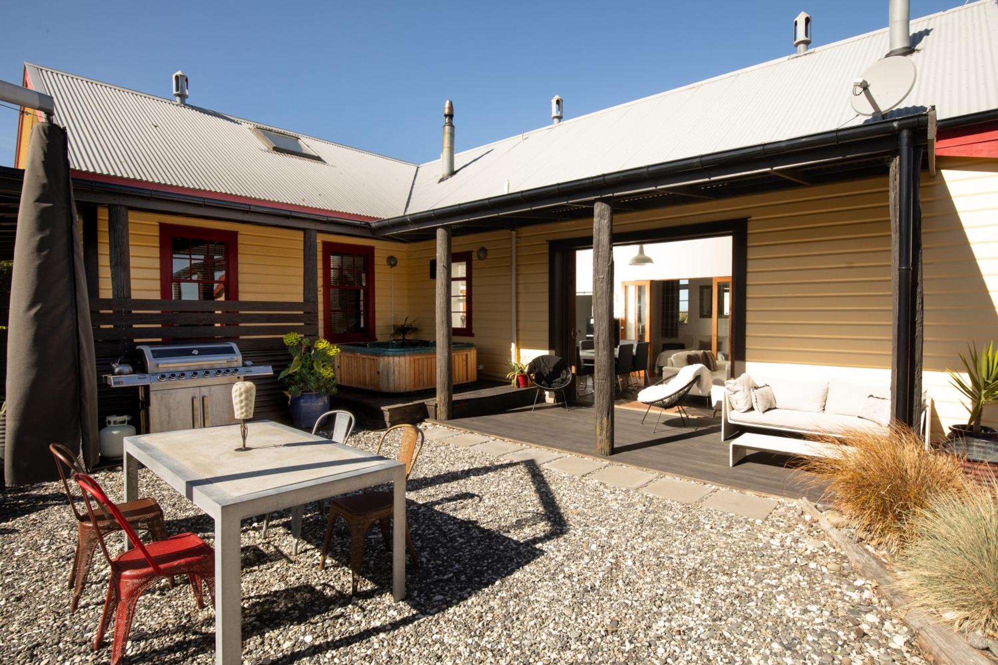 The Factory Luxury Accomodation Kaikoura Buitenkant foto